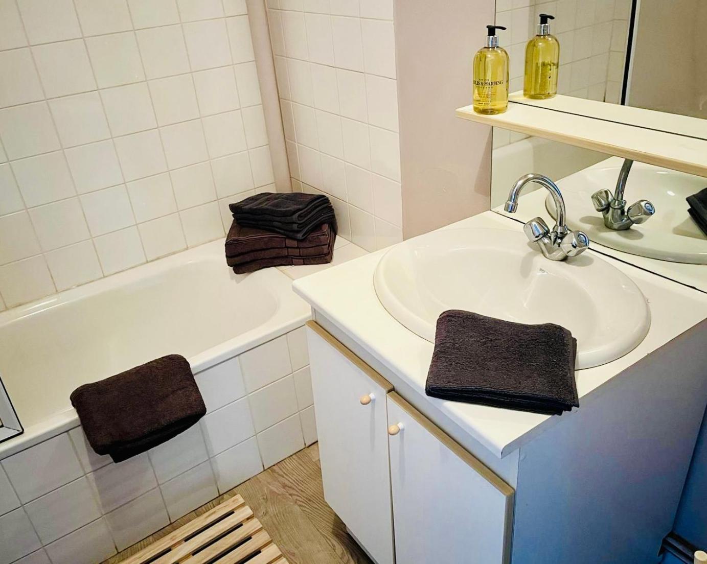 Mountain View 2 Bedroom Beat Lez