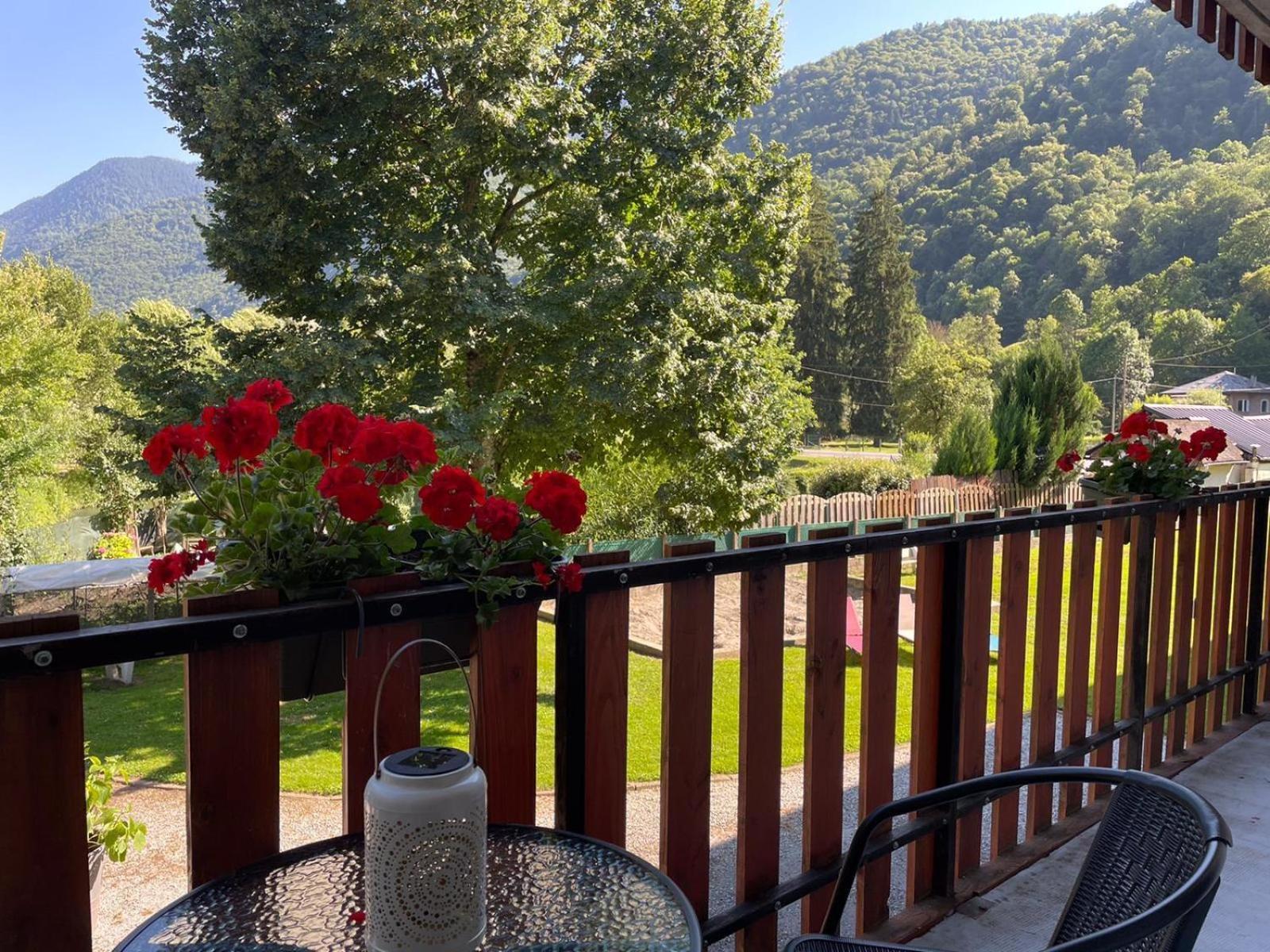 Mountain View 2 Bedroom Beat Lez Appartement Saint-Béat